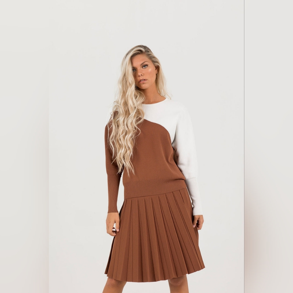 Aleeza Paris Reisling Knit Top